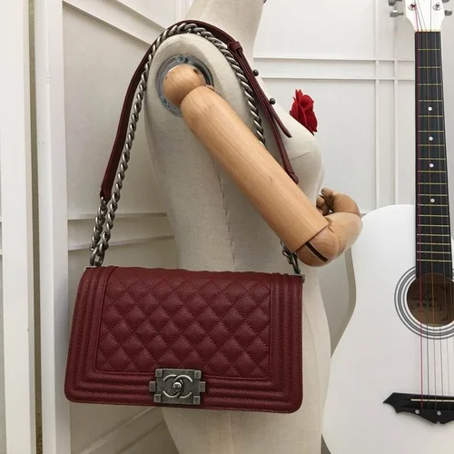 11 Chanel Le Boy Flap Bag Medium Women Luxury Quilted Leather