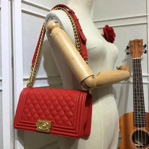 11 Chanel Le Boy Flap Bag Medium Women Luxury Quilted Leather