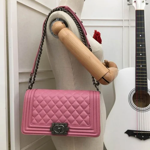 11 Chanel Le Boy Flap Bag Medium Women Luxury Quilted Leather