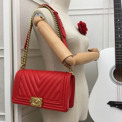 11 Chanel Le Boy Flap Bag Medium Women Luxury Quilted Leather