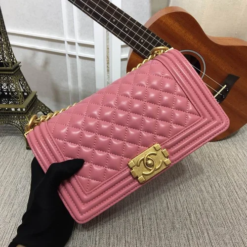 11 Chanel Le Boy Flap Bag Medium Women Luxury Quilted Leather