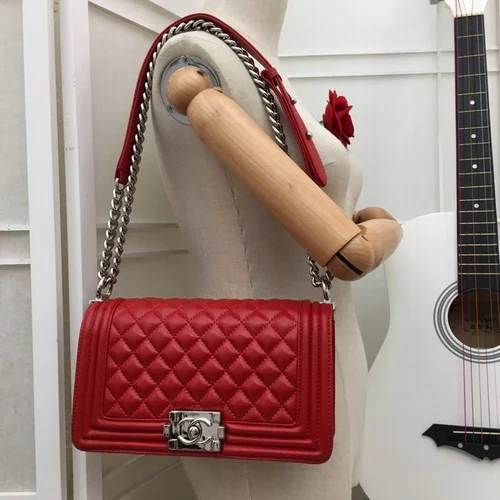 11 Chanel Le Boy Flap Bag Medium Women Luxury Quilted Leather