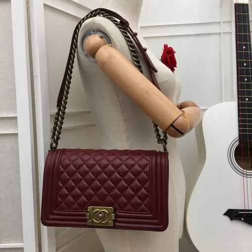 11 Chanel Le Boy Flap Bag Medium Women Luxury Quilted Leather