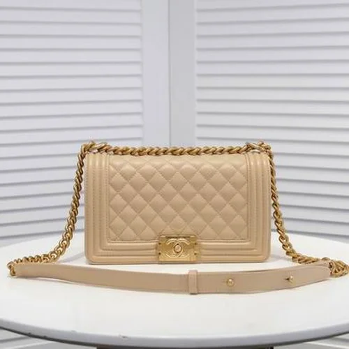 11 Chanel Le Boy Flap Bag Medium Women Luxury Quilted Leather