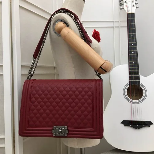 11 Chanel Le Boy Flap Bag Medium Women Luxury Quilted Leather