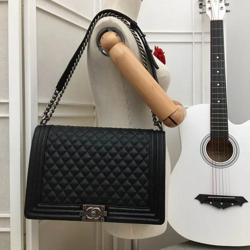 11 Chanel Le Boy Flap Bag Medium Women Luxury Quilted Leather