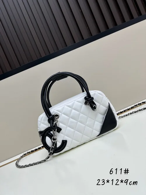 11 Chanel Hilton Large Tote Bag Women Luxury Canvas Designer