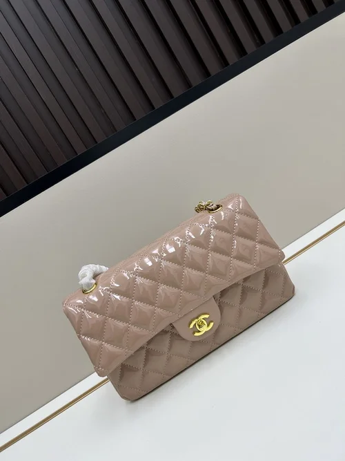 11 Chanel Classic Flap Bag Medium Women Luxury Quilted Caviar