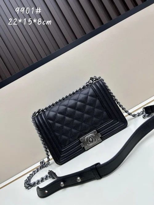 11 Chanel Le Boy Flap Bag Medium Women Luxury Quilted Leather
