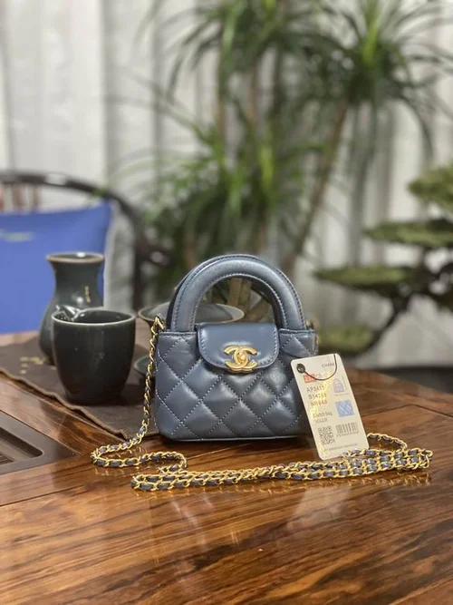 Chanel Original Women's Handbag Authentic Quilted Luxury