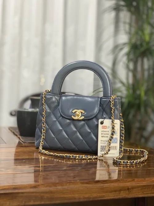 Chanel Original Women's Handbag Authentic Quilted Luxury