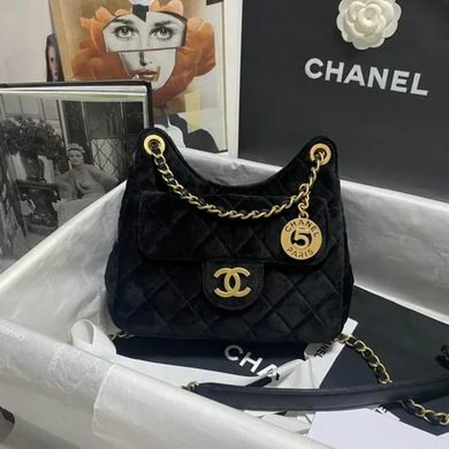 Chanel Original Hobo Bag Medium Authentic Quilted Luxury
