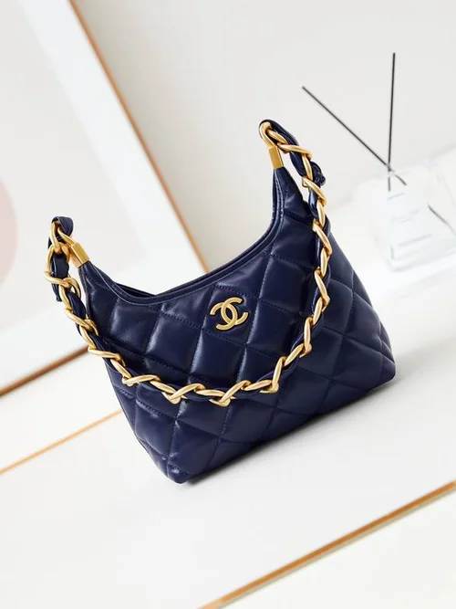 Chanel Original Hobo Bag Medium Authentic Quilted Luxury