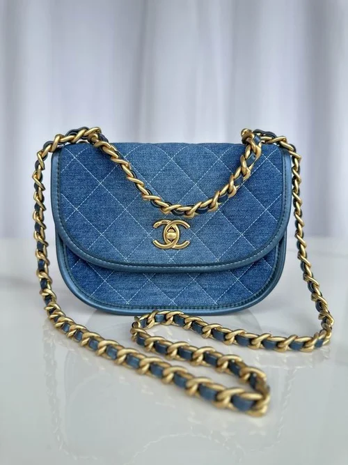 Chanel Original Chain Bag Clutch Authentic Evening Luxury