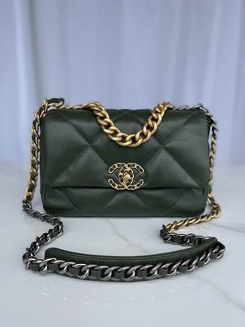 Chanel 19 Original Flap Bag Medium Authentic Quilted Luxury