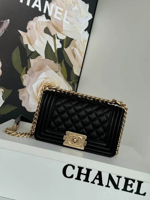 Chanel Original Le Boy Flap Bag Authentic Quilted Luxury