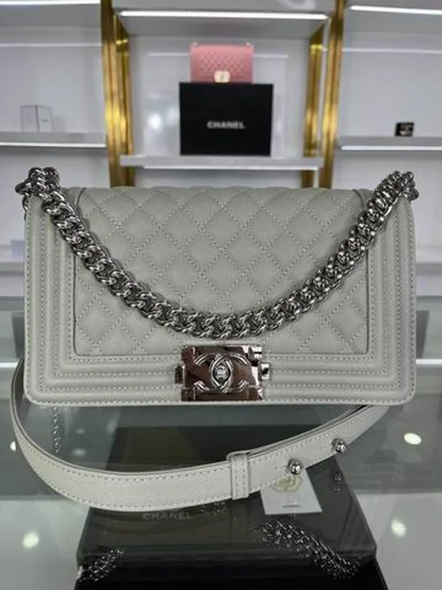 Chanel Original Le Boy Flap Bag Authentic Quilted Luxury