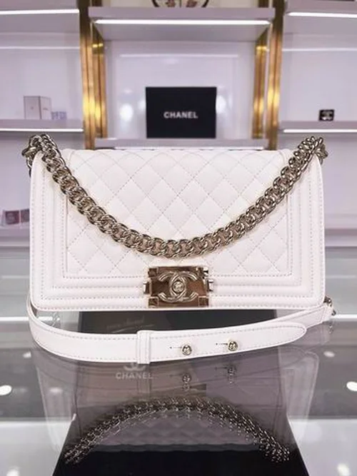 Chanel Original Le Boy Flap Bag Authentic Quilted Luxury