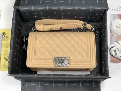 Chanel Original Le Boy Flap Bag Authentic Quilted Luxury