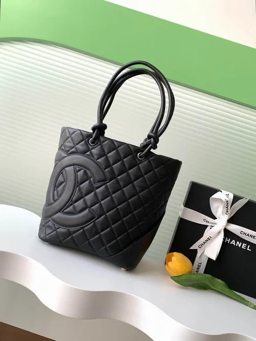 Chanel Original Women's Handbag Authentic Quilted Luxury