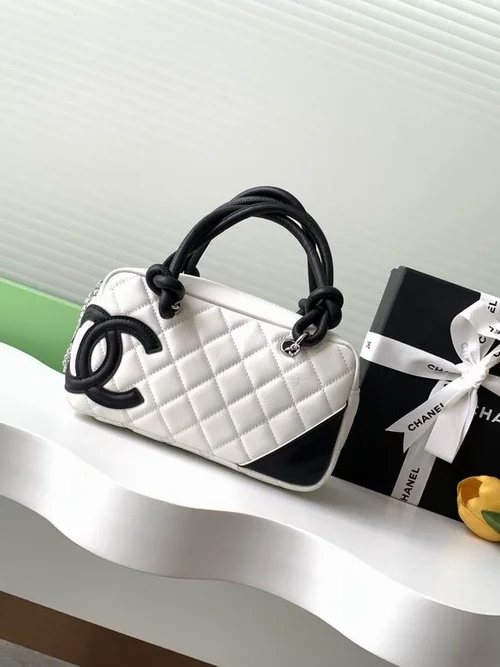 Chanel Original Women's Handbag Authentic Quilted Luxury