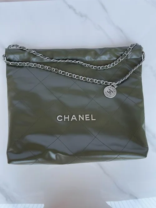 Chanel 22 Original Large Handbag Authentic Quilted Luxury