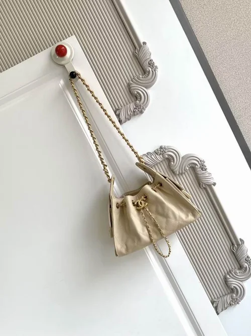 Chanel Original Hobo Bag Medium Authentic Quilted Luxury