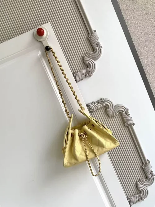 Chanel Original Hobo Bag Medium Authentic Quilted Luxury