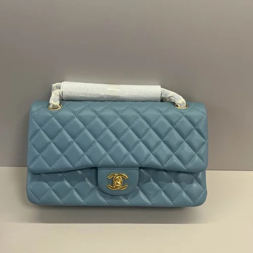 Chanel Original Classic Flap CF Medium Authentic Caviar Luxury