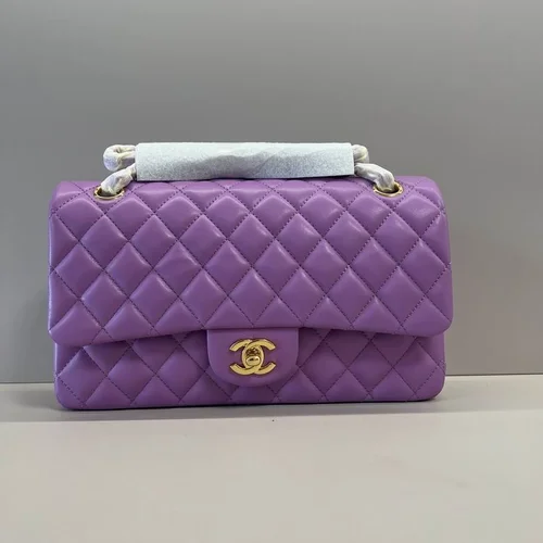 Chanel Original Classic Flap CF Medium Authentic Caviar Luxury