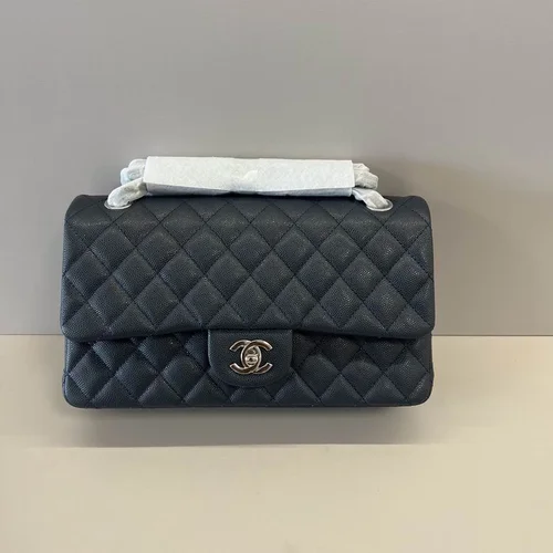 Chanel Original Classic Flap CF Medium Authentic Caviar Luxury