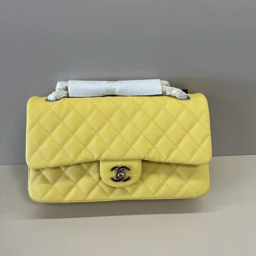 Chanel Original Classic Flap CF Medium Authentic Caviar Luxury