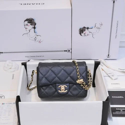 Chanel Original Classic Flap CF Medium Authentic Caviar Luxury