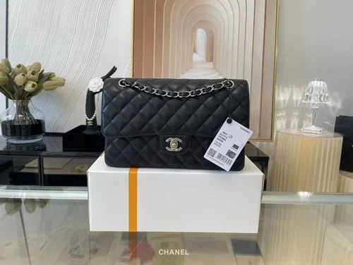 Chanel Original Classic Flap CF Medium Authentic Caviar Luxury