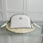 11 Coach Shell Bag Small Women Luxury Leather Designer