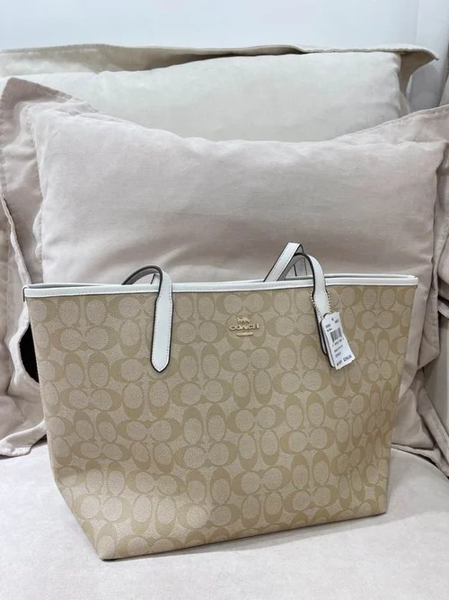 11 Coach Large Shopping Bag Canvas Women Luxury Designer