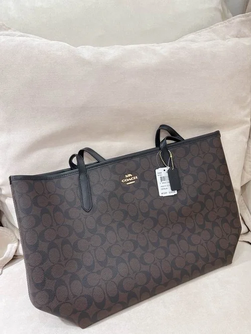 11 Coach Large Shopping Bag Canvas Women Luxury Designer