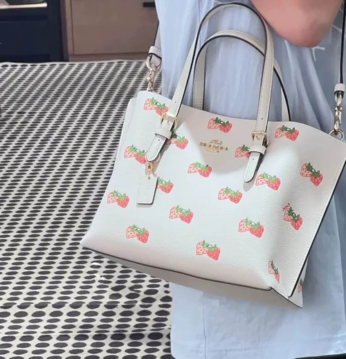 11 Coach Large Shopping Bag Canvas Women Luxury Designer