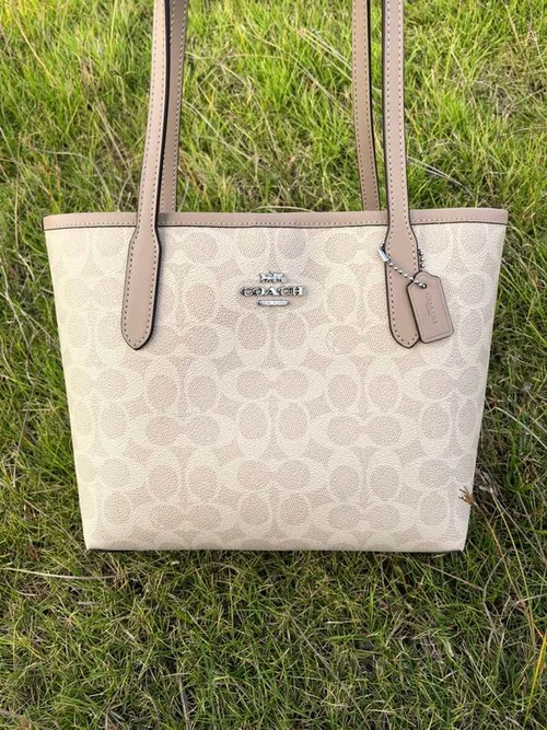 11 Coach Large Shopping Bag Canvas Women Luxury Designer