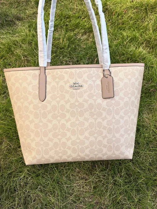 11 Coach Large Shopping Bag Canvas Women Luxury Designer