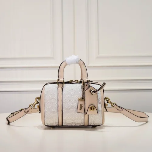 11 Coach One Shoulder Bag Women Large Luxury Leather Designer