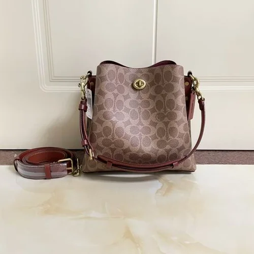 11 Coach Bucket Bag Small Drawstring Women Luxury Leather