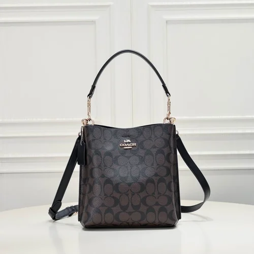 11 Coach Bucket Bag Small Drawstring Women Luxury Leather