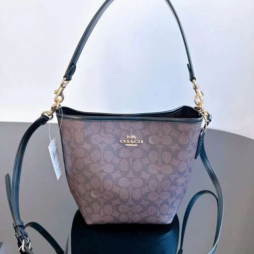 11 Coach Bucket Bag Small Drawstring Women Luxury Leather