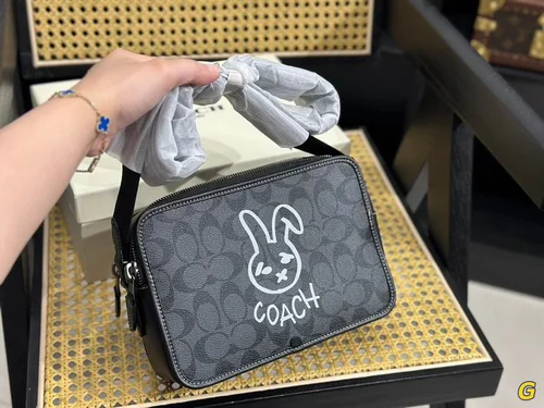 11 Coach Men's Messenger Bag Crossbody Luxury Leather Designer