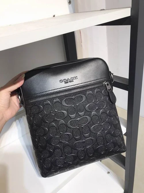 11 Coach Men's Messenger Bag Crossbody Luxury Leather Designer