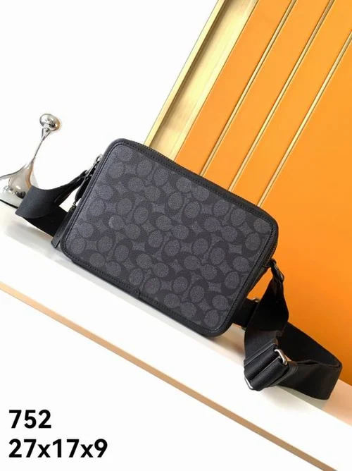 11 Coach Men's Messenger Bag Crossbody Luxury Leather Designer