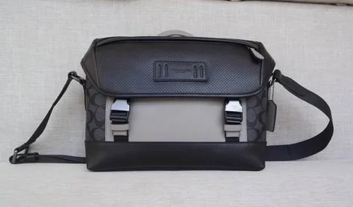 11 Coach Men's Messenger Bag Crossbody Luxury Leather Designer