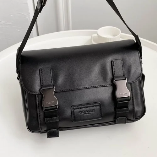 11 Coach Men's Messenger Bag Crossbody Luxury Leather Designer