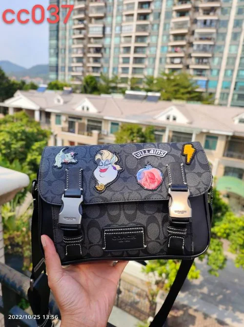 11 Coach Men's Messenger Bag Crossbody Luxury Leather Designer